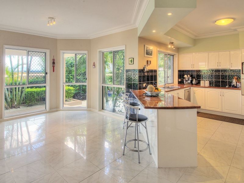 8 Burke Close, Drewvale QLD 4116