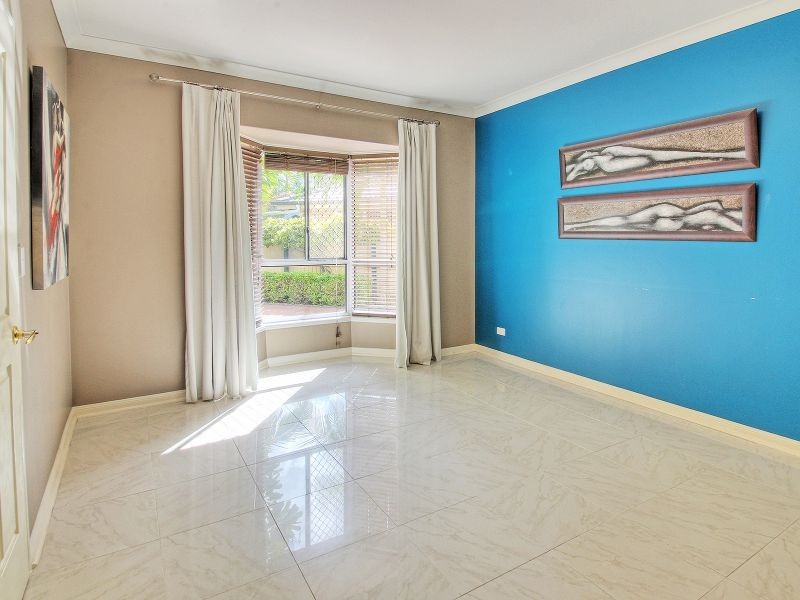 8 Burke Close, Drewvale QLD 4116
