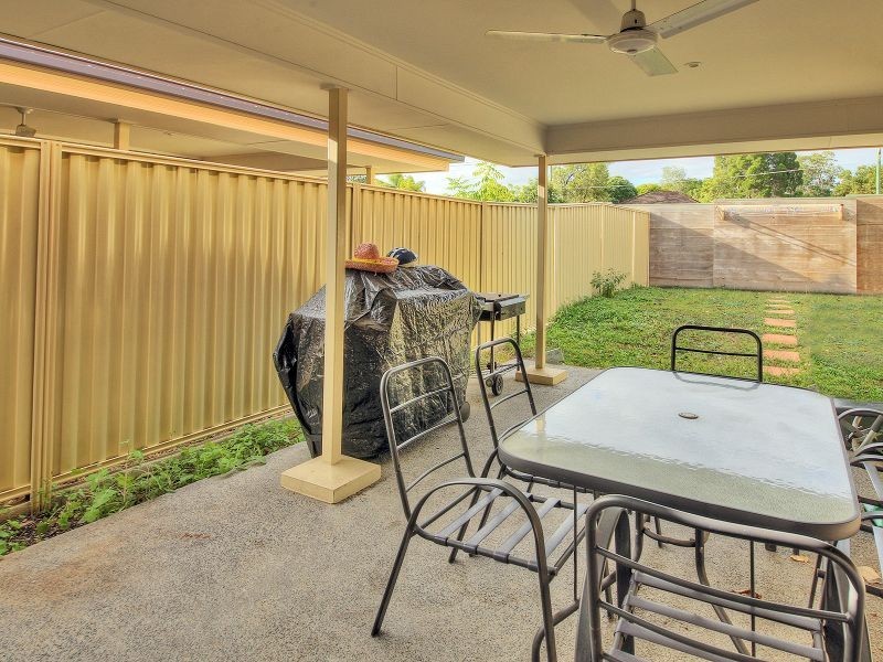 16 Bovey Street, Coopers Plains QLD 4108