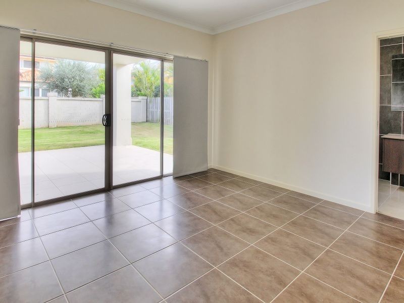 3 Dominion Street, Eight Mile Plains QLD 4113