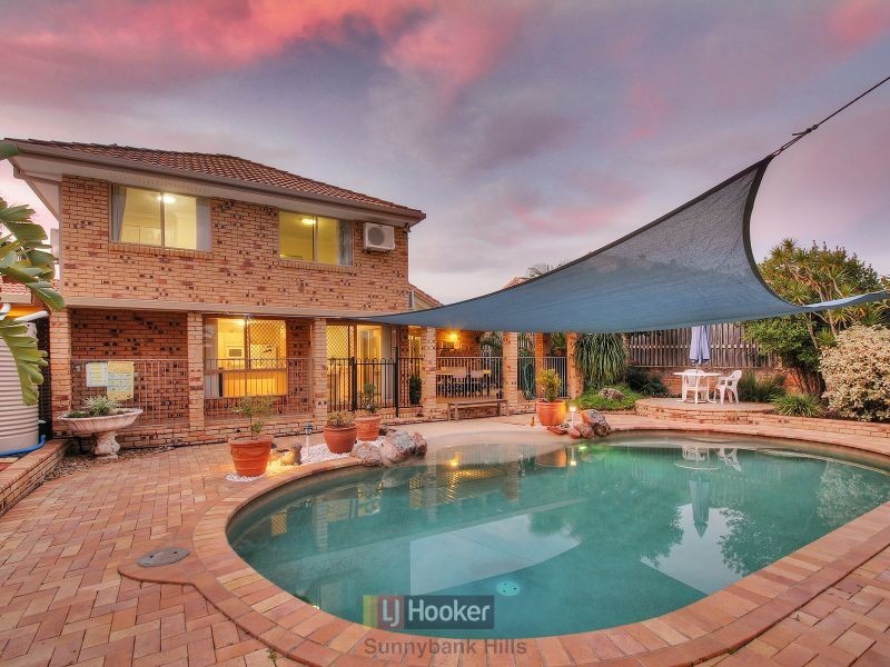 64 Casuarina Crescent, Calamvale QLD 4116