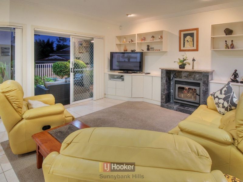 20 Dandelion Street, Eight Mile Plains QLD 4113