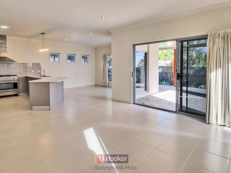 9 Langford Street, Eight Mile Plains QLD 4113