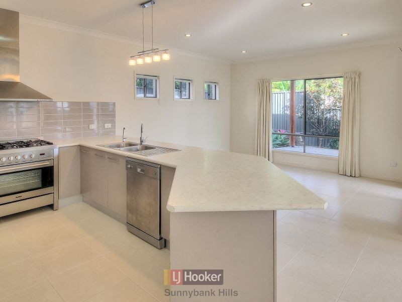 9 Langford Street, Eight Mile Plains QLD 4113