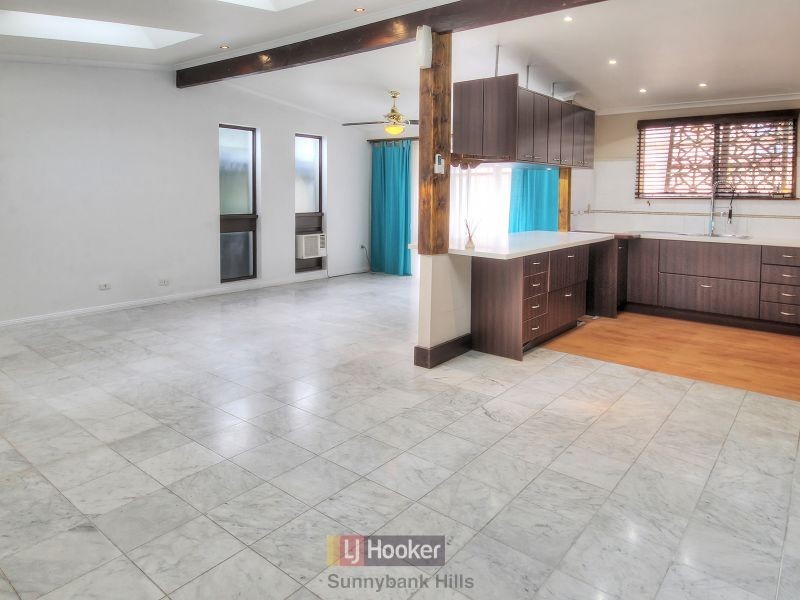 30 Aylton Street, Coopers Plains QLD 4108