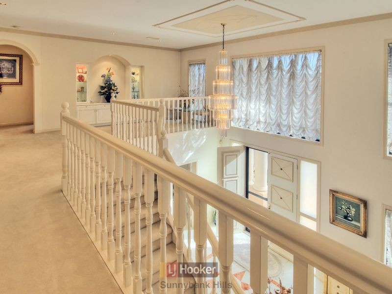 11 Greenfield Place, Sunnybank Hills QLD 4109