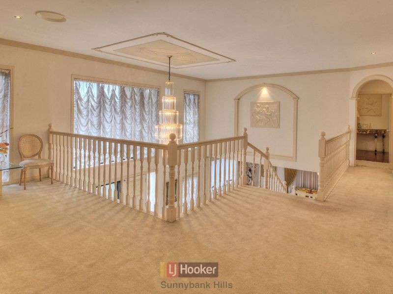 11 Greenfield Place, Sunnybank Hills QLD 4109