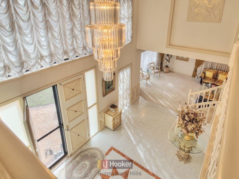 11 Greenfield Place, Sunnybank Hills QLD 4109