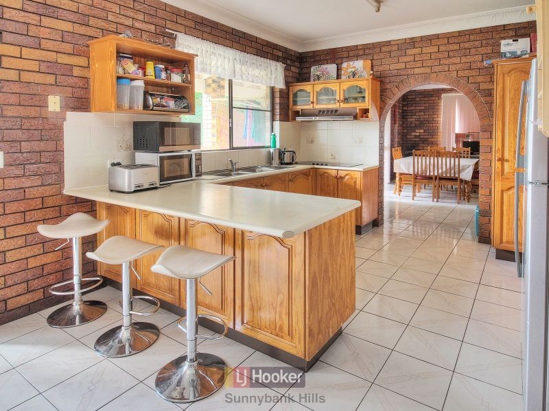 76 Crest Road, Greenbank QLD 4124