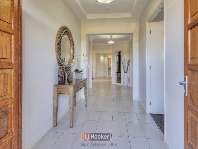 48 Juniper Circuit, Stretton QLD 4116