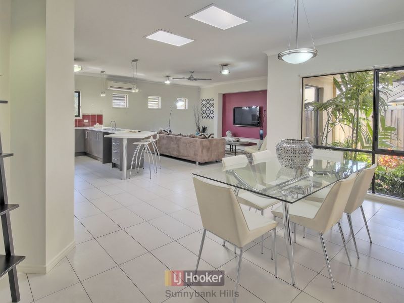 48 Juniper Circuit, Stretton QLD 4116
