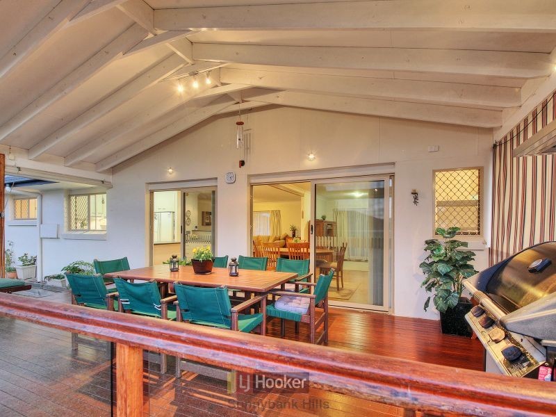 16 Sunnybrae Street, Sunnybank QLD 4109