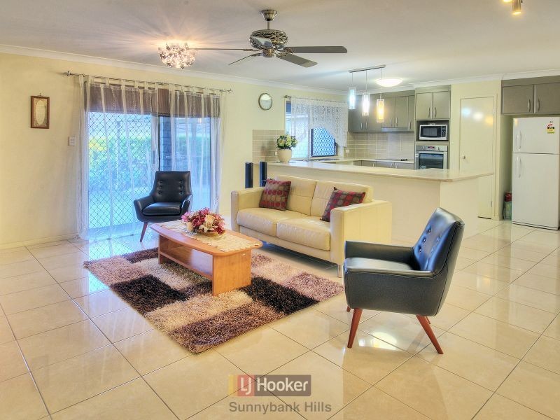 38 Injune Circuit, Calamvale QLD 4116