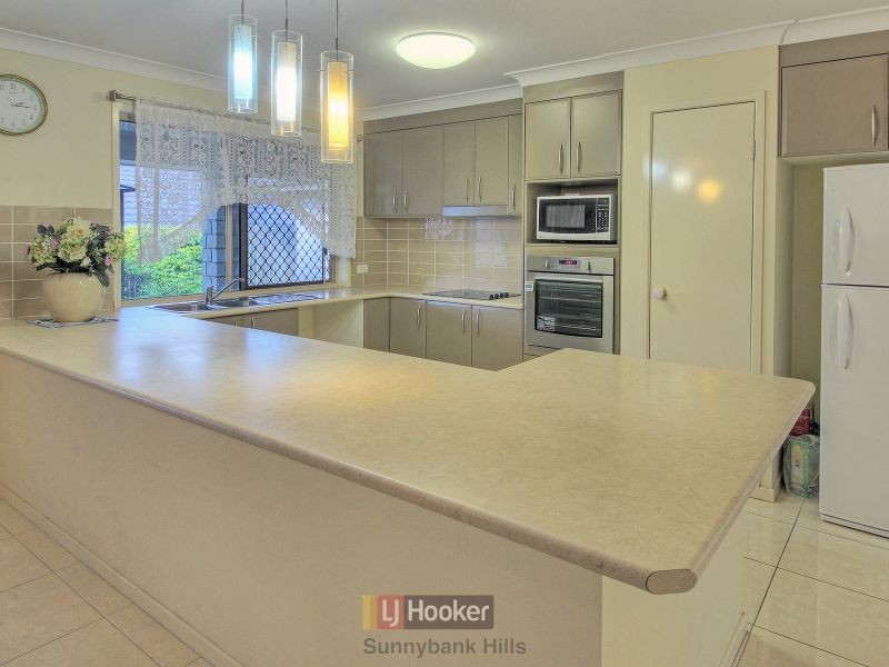 38 Injune Circuit, Calamvale QLD 4116