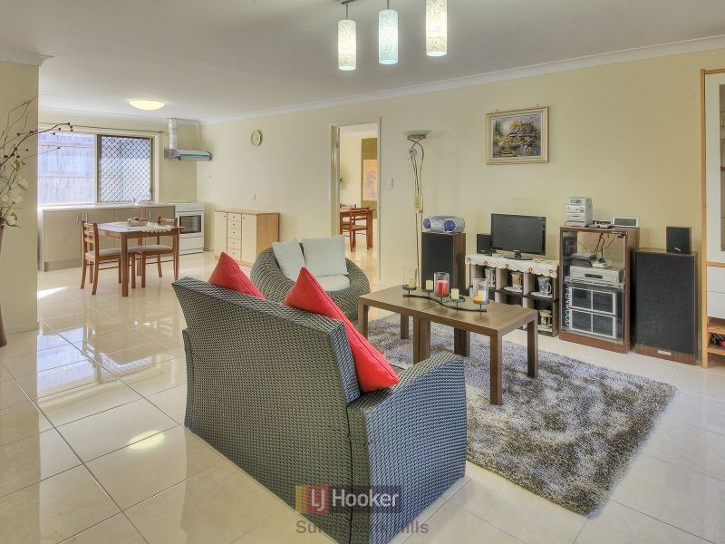 38 Injune Circuit, Calamvale QLD 4116