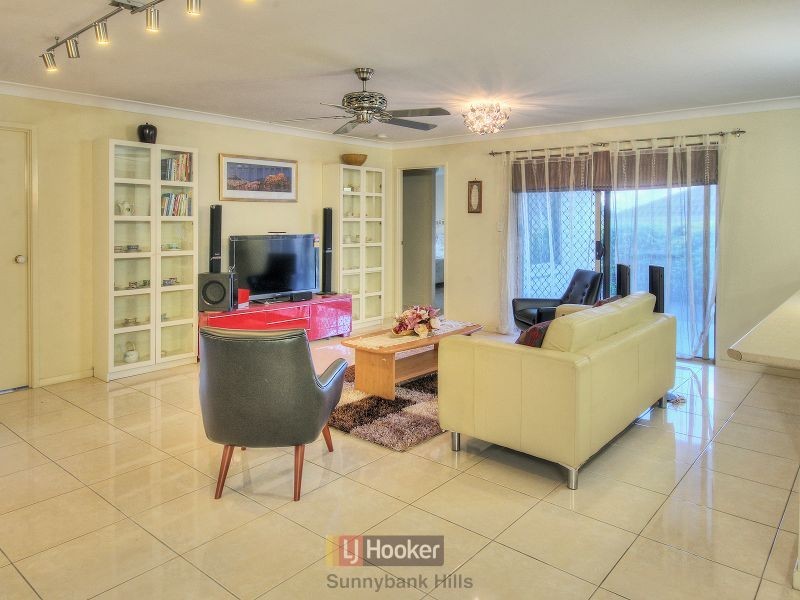 38 Injune Circuit, Calamvale QLD 4116