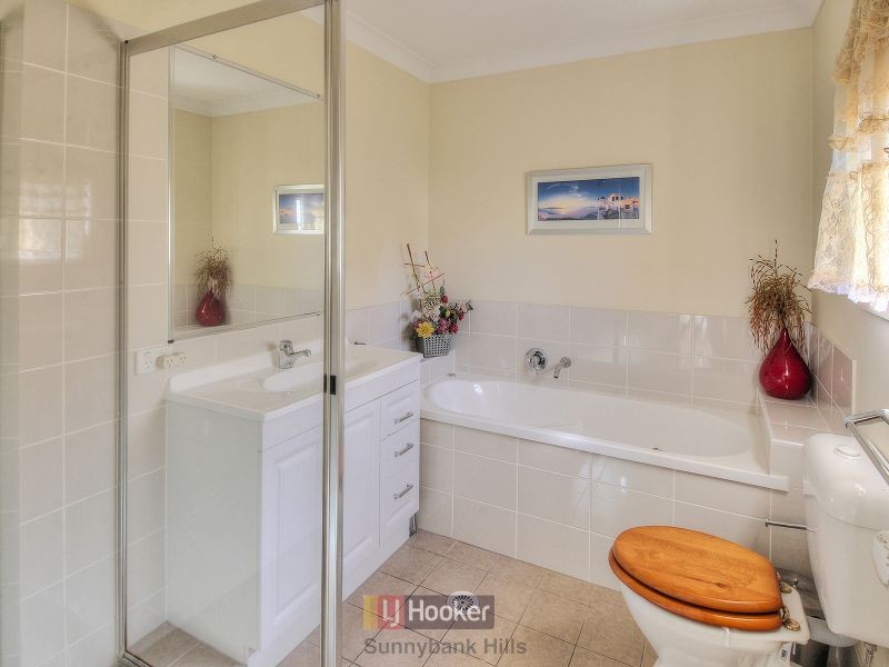 38 Injune Circuit, Calamvale QLD 4116