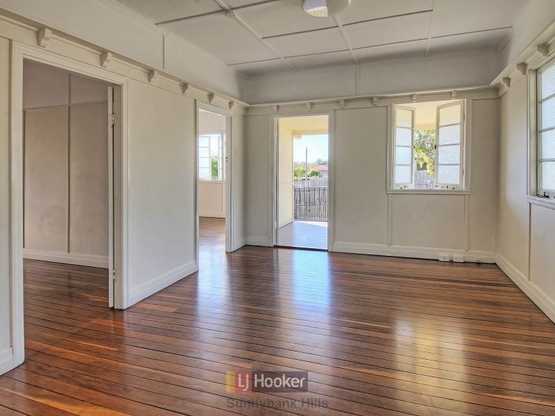 97 Stones Road, Sunnybank Hills QLD 4109