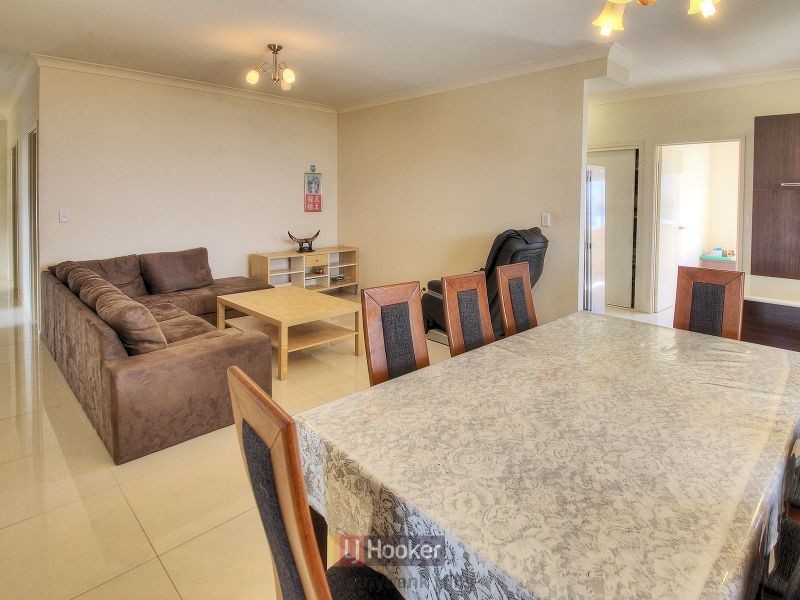 14 Hoop Pine Place, Sunnybank Hills QLD 4109