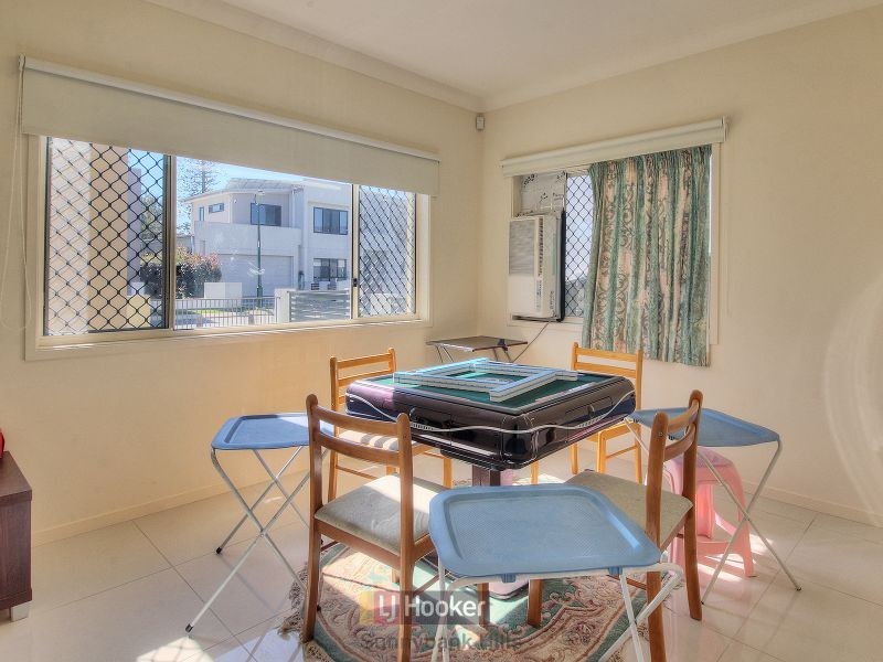 14 Hoop Pine Place, Sunnybank Hills QLD 4109