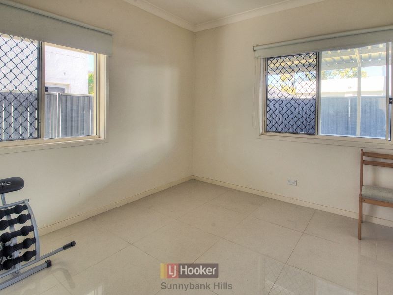 14 Hoop Pine Place, Sunnybank Hills QLD 4109