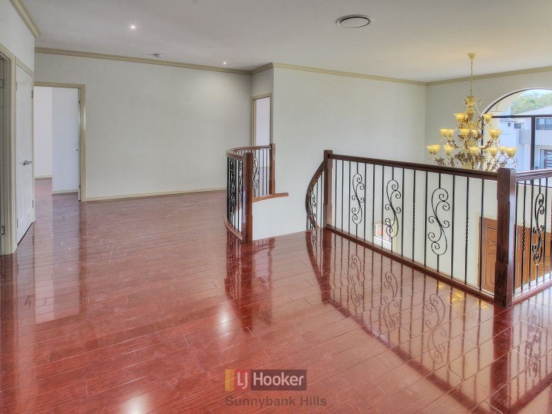 51 Hawthorn Circuit, Stretton QLD 4116