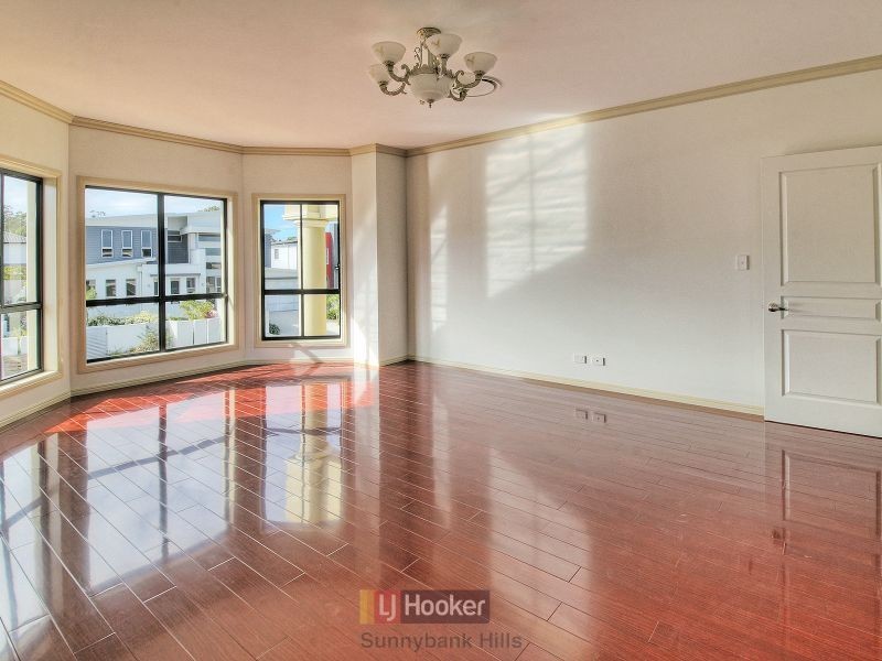 51 Hawthorn Circuit, Stretton QLD 4116