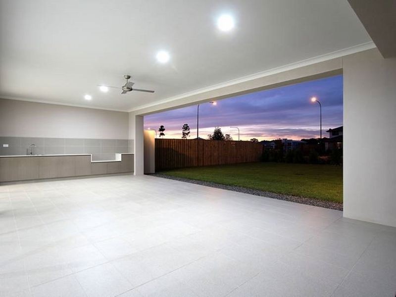 10 Phoenix Street, Rochedale QLD 4123