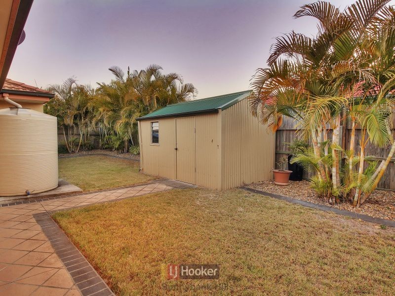 17 Murramarang Drive, Parkinson QLD 4115