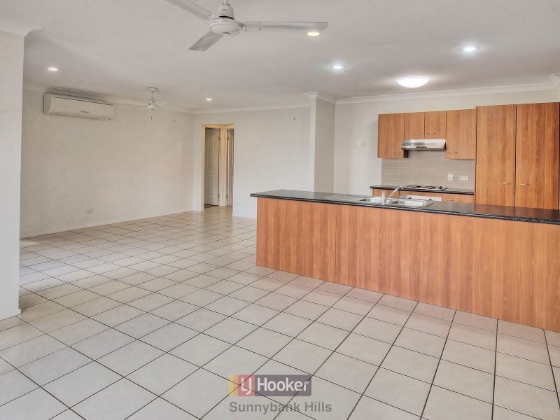 14 Mapelton Circuit, Parkinson QLD 4115