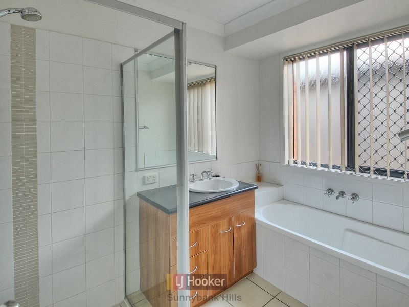 14 Mapelton Circuit, Parkinson QLD 4115