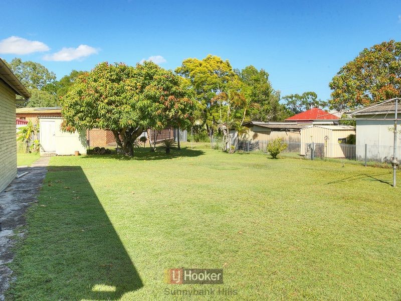 21 Bovey Street, Coopers Plains QLD 4108
