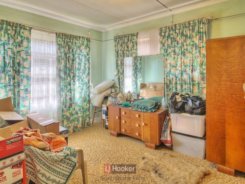 21 Bovey Street, Coopers Plains QLD 4108