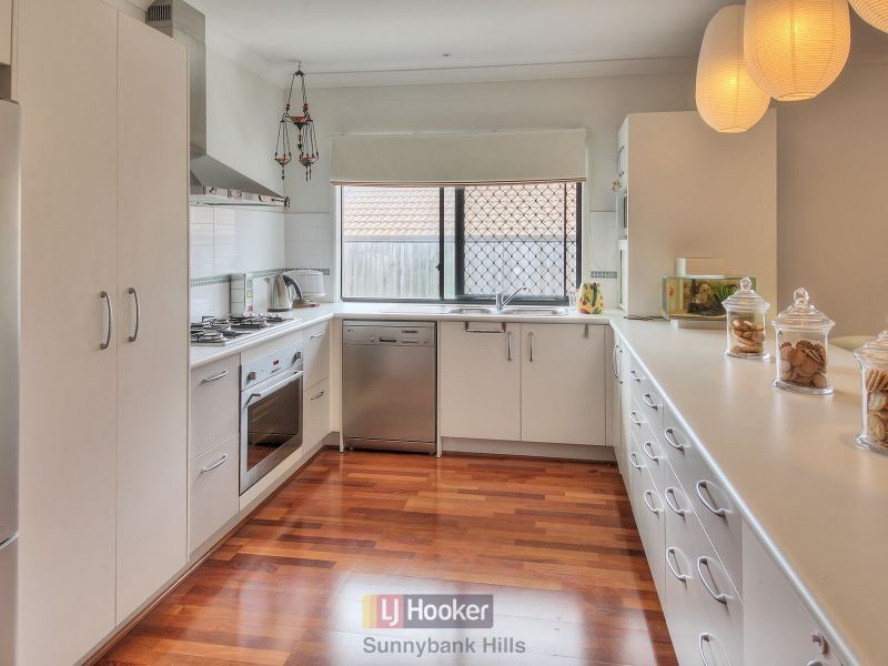 32 Khoo Place, Calamvale QLD 4116