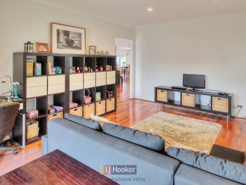 32 Khoo Place, Calamvale QLD 4116