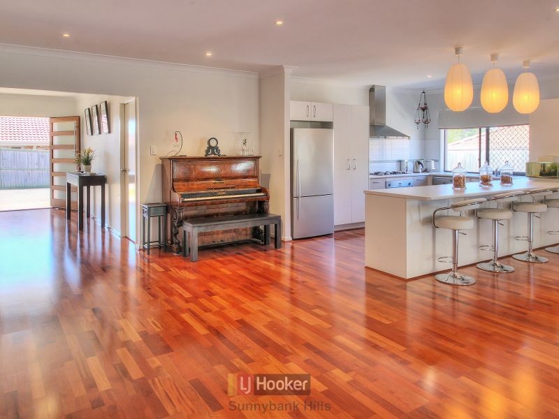 32 Khoo Place, Calamvale QLD 4116