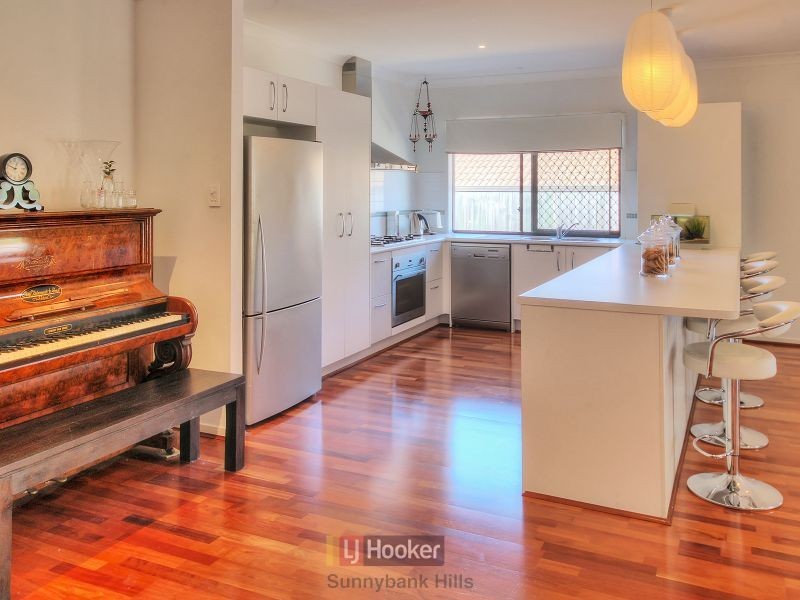 32 Khoo Place, Calamvale QLD 4116