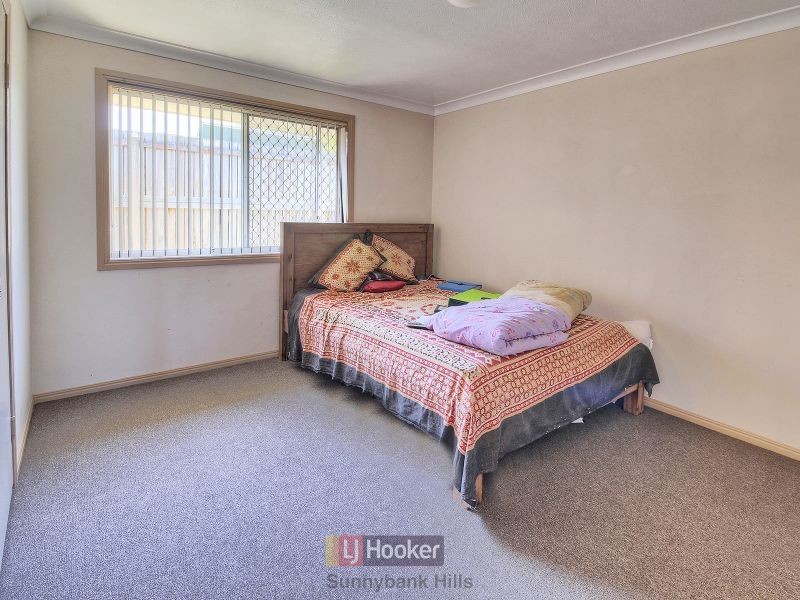 27 Yewleaf Place, Calamvale QLD 4116