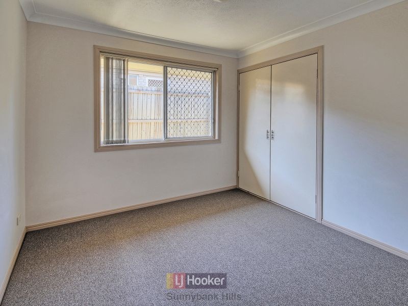 27 Yewleaf Place, Calamvale QLD 4116