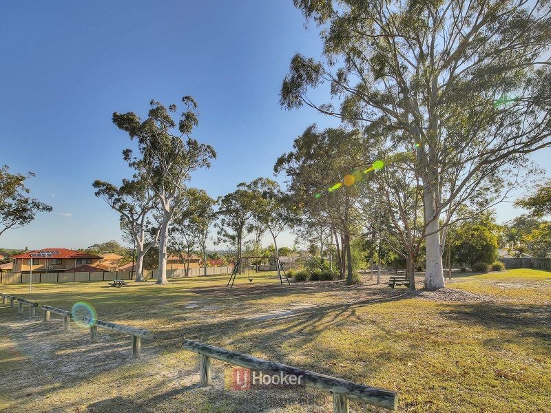 27 Yewleaf Place, Calamvale QLD 4116