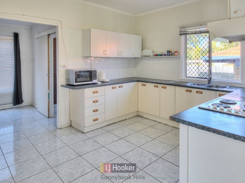 108 Bradman Street, Sunnybank Hills QLD 4109