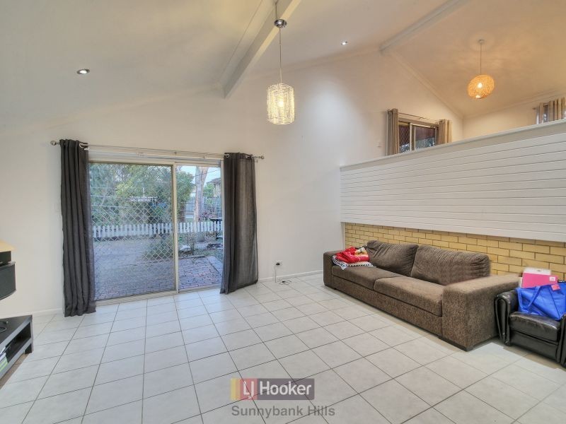 13 Nevern Street, Macgregor QLD 4109