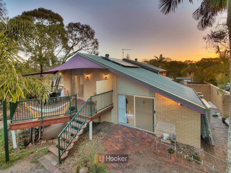 13 Nevern Street, Macgregor QLD 4109