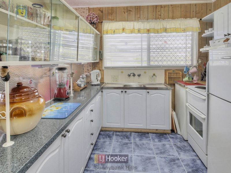 24 Camelia Avenue, Logan Central QLD 4114