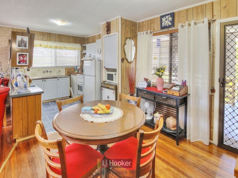 24 Camelia Avenue, Logan Central QLD 4114