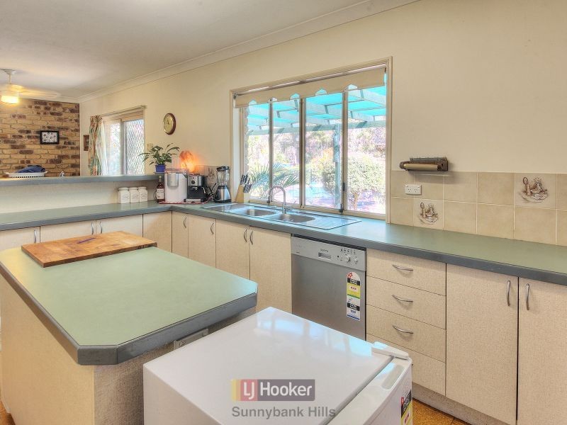 54-58 Kensington Drive, Munruben QLD 4125