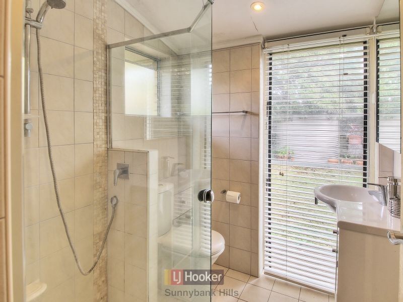 100 Dunedin Street, Sunnybank QLD 4109