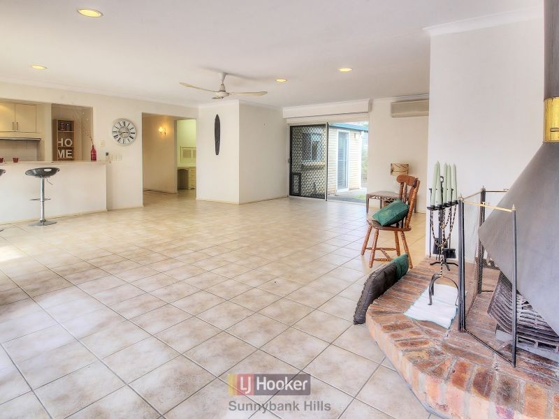 100 Dunedin Street, Sunnybank QLD 4109