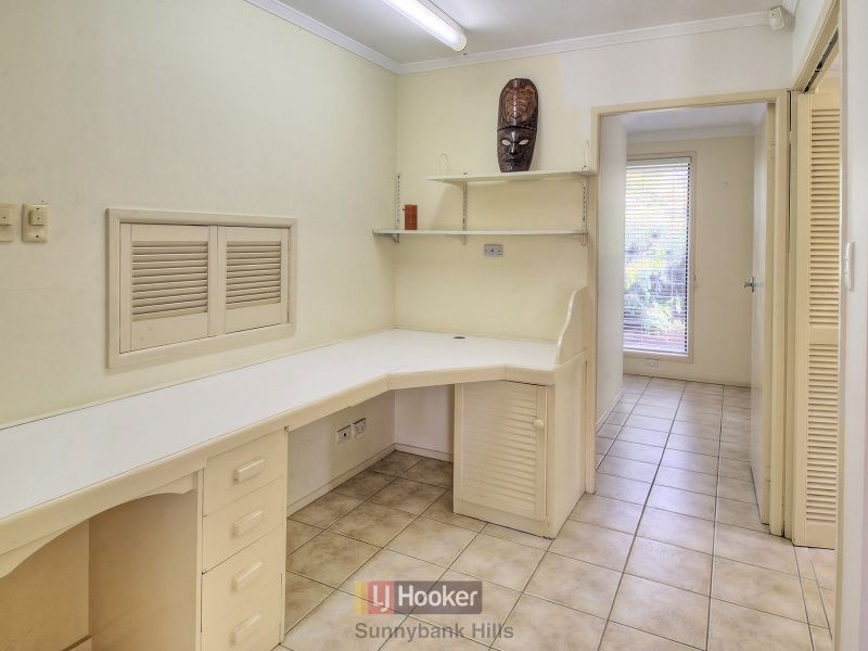 100 Dunedin Street, Sunnybank QLD 4109