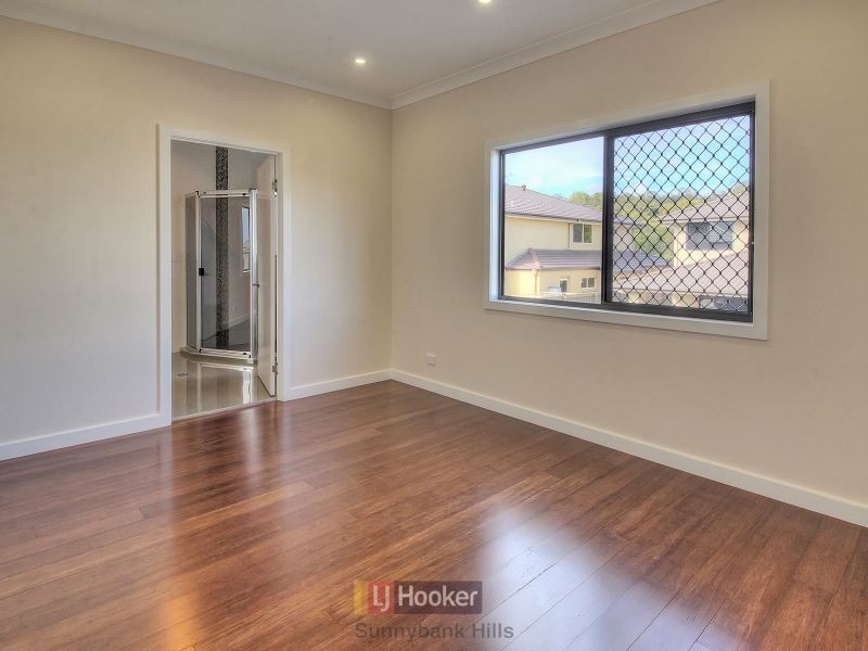 66 Hawthorn Circuit, Stretton QLD 4116